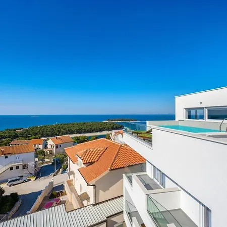 Luxury Two-Floor Apartment With Private Heated Pool On Terrace And Sea View 4 普利莫顿
