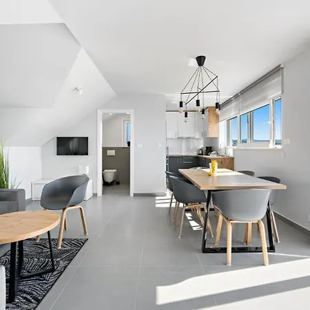 公寓 Luxury Two-Floor Apartment With Private Heated Pool On Terrace And Sea View 4 普利莫顿