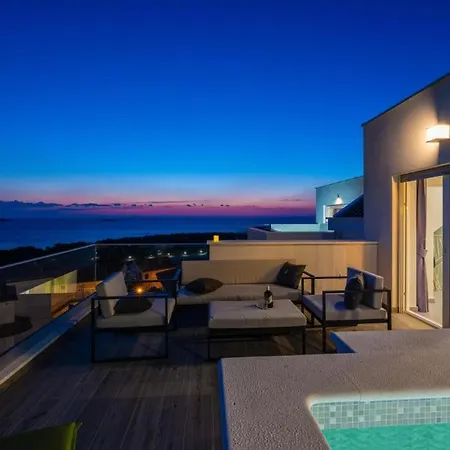 Luxury Two-Floor Apartment With Private Heated Pool On Terrace And Sea View 4 * 普利莫顿
